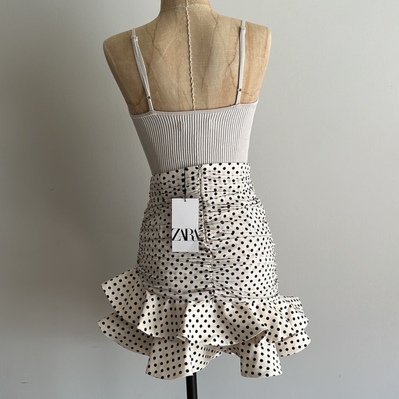 Zara Polka Dot Mini - Picture 6 of 7